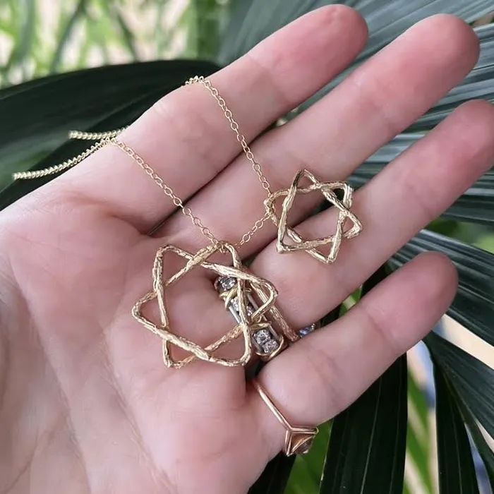 Elisabeth Bell Necklaces Star of David Necklace