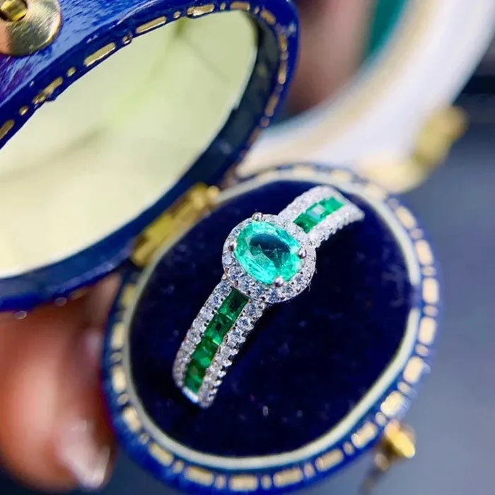Metamorphidi Rings Luxury Green Emerald Ring