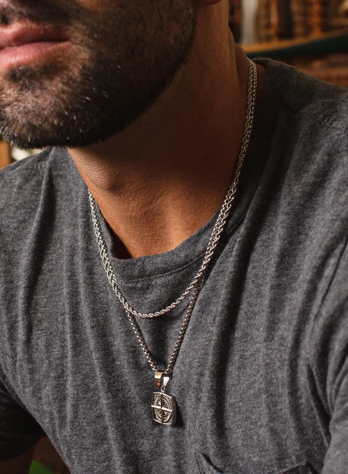 Necklaces Waterproof Compass Necklace Set for Men WE ARE ALL SMITH Mens Jewelry Clothing