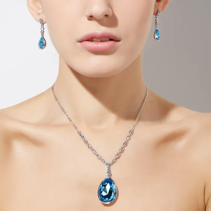 Necklaces Yellow Chimes Yellow Chimes Crystals from Swarovski Meringue Blue Crystal Necklace Pendant for Women and Girls