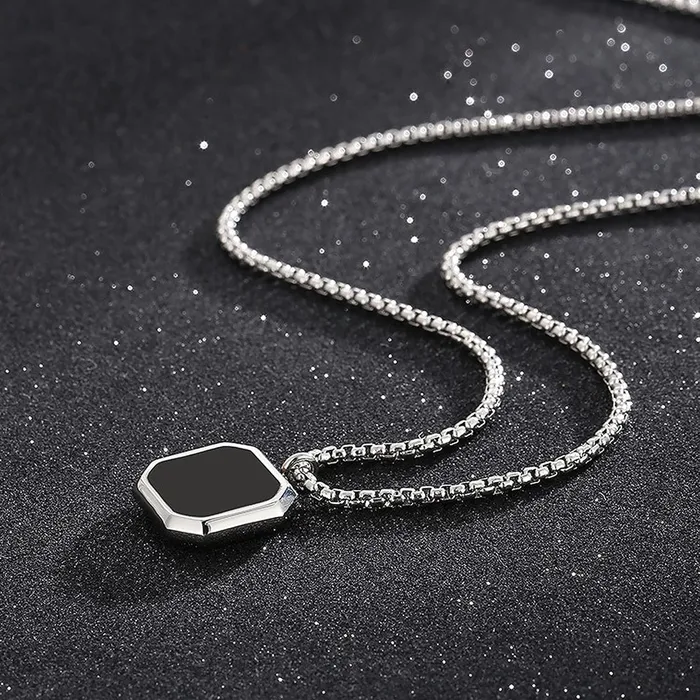 Yellow Chimes Fashion Black Pendants For Men Geometric Square Shaped Pendant Necklace Urban Edge Stainless Steel Hip Hop Pendant Chain for Boys Birthday Anniversary Gift for Men Boys Yellow Chimes Necklaces